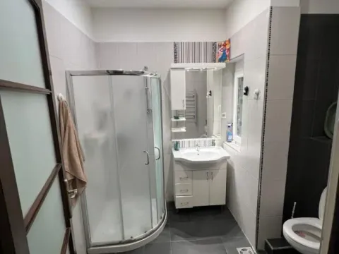 Izdavanje, dvosoban stan, 70m², Stari Grad, Beograd - image 3