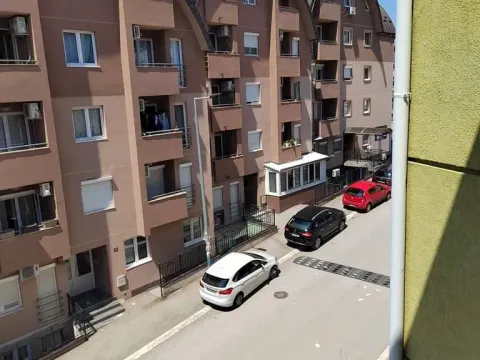 Parking garaža in Vojvode Vlahovica