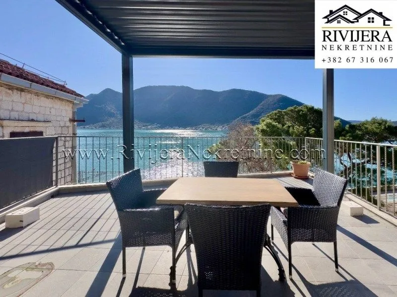 Prodaja, kuća, 211m², Perast, Kotor