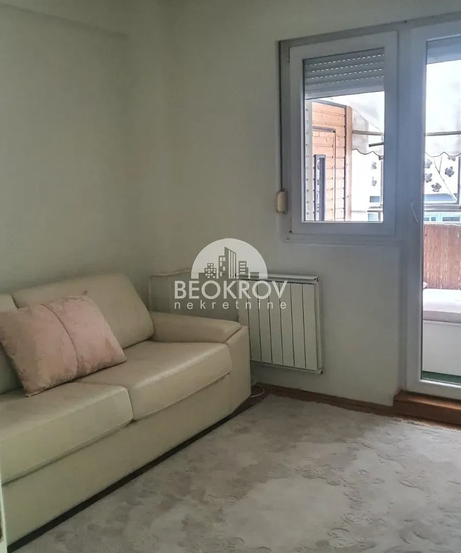 Izdavanje, četvorosoban stan, 150m², Čubura, Beograd