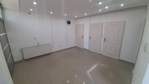 Rent, office space, 100m², Salajka, Novi Sad Sve Podlokacije - image 2