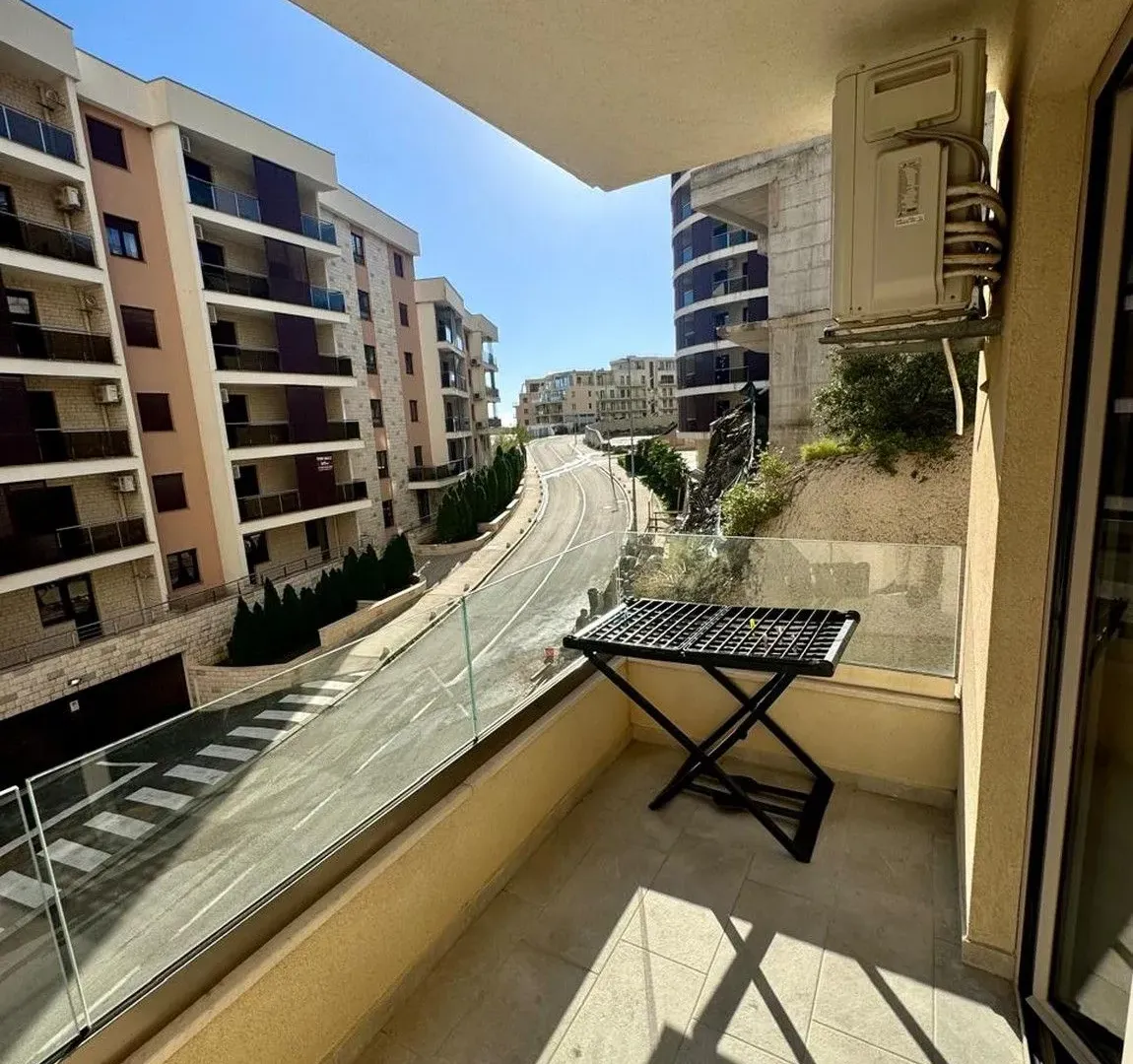 Sale, two bedroom apartment, 59m², Bečići, Budva