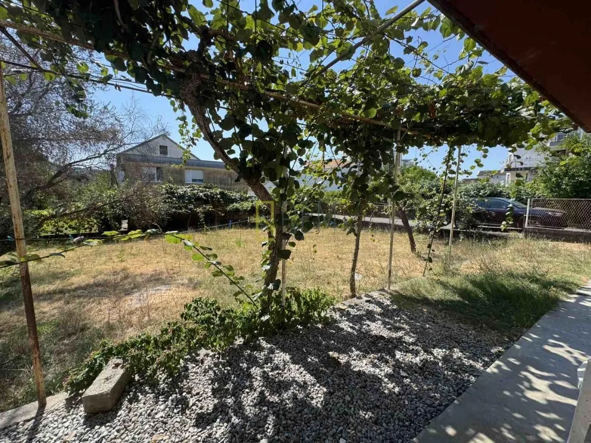 Rent, two bedroom apartment, 80m², Podgorica, Crna Gora