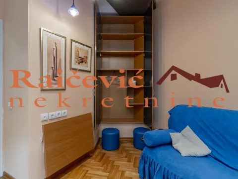 Rent, studio apartment, 35m², Kalenić Pijaca, Vračar Sve Podlokacije - image 10