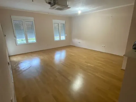 Rent, two bedroom apartment, 69m², Ljubović, Podgorica - image 2