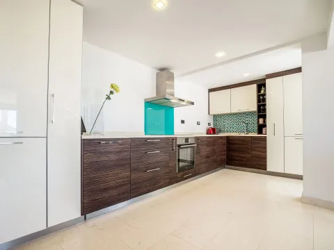 Rent, house, 240m², Luštica, Herceg Novi - image 9