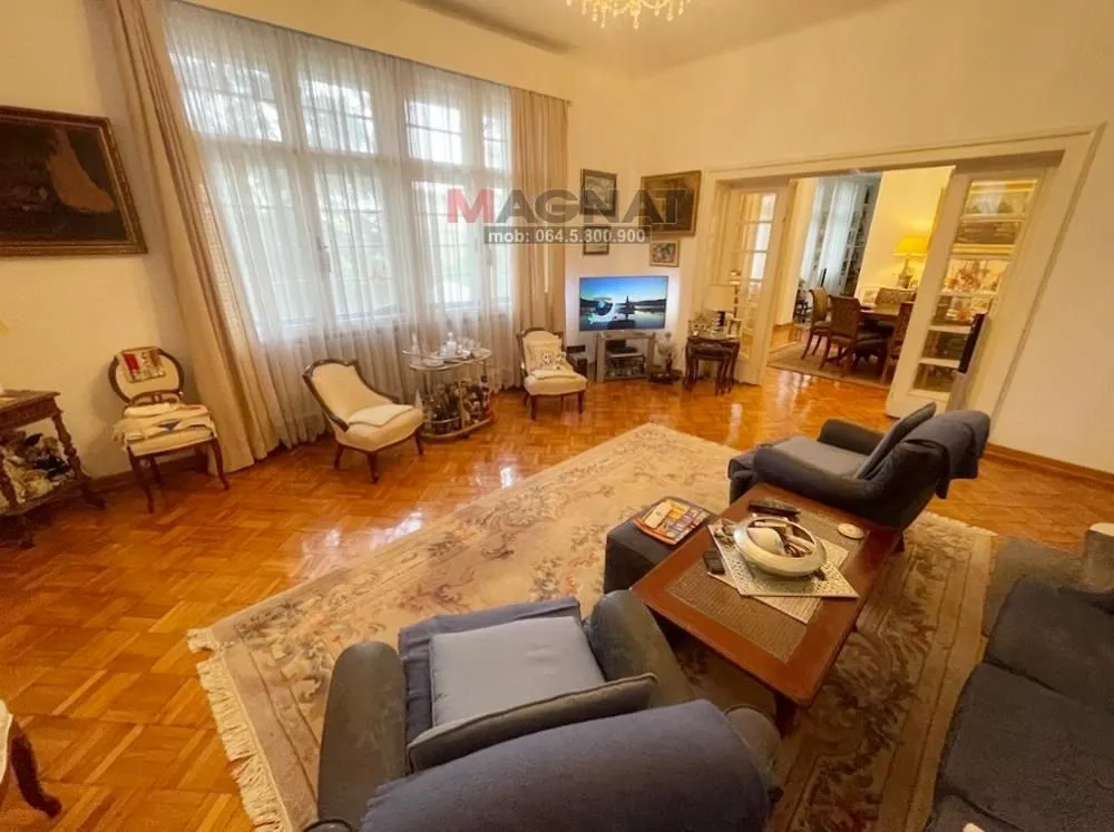 Prodaja, kuća, 230m², Savski Venac, Beograd