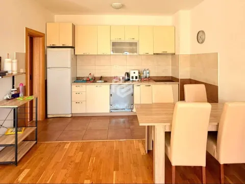 Izdavanje, trosoban stan, 95m², Zagorič, Podgorica - image 4