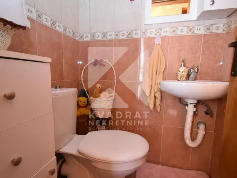 Prodaja, kuća, 300m², Donja Gorica, Podgorica - image 16
