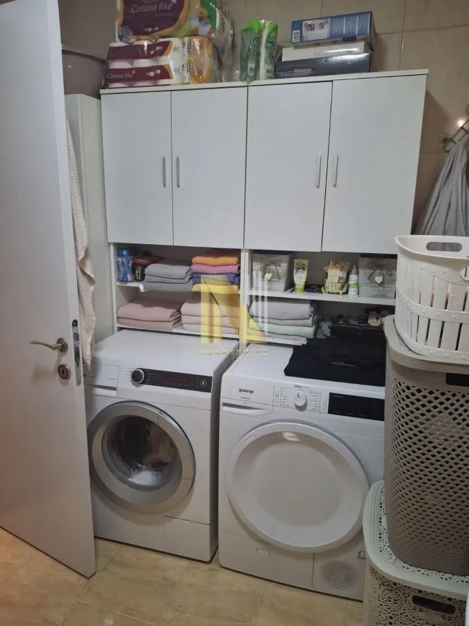 Prodaja, trosoban stan, 93m², Centar, Subotica