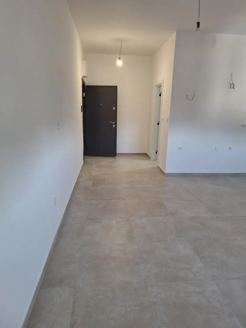 Prodaja, garsonjera, 32m², Stari Aerodrom, Podgorica