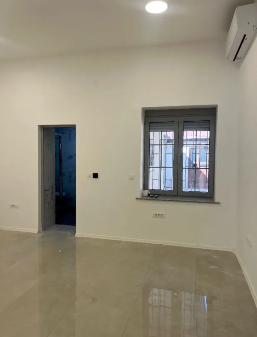 Rent, office space, 55m², Centar, Podgorica