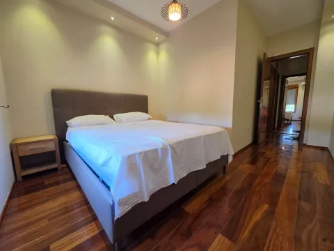Rent, two bedroom apartment, 75m², Centar, Podgorica - image 5