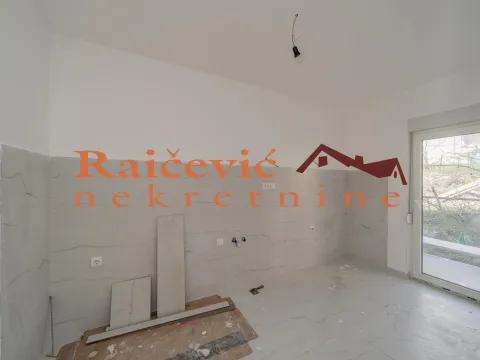 Sale, three bedroom apartment, 81m², Grocka, Beograd - image 6