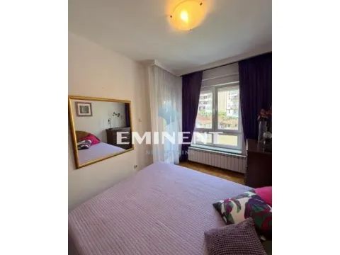 Rent, two bedroom apartment, 41m², Neimar, Vračar Sve Podlokacije - image 10