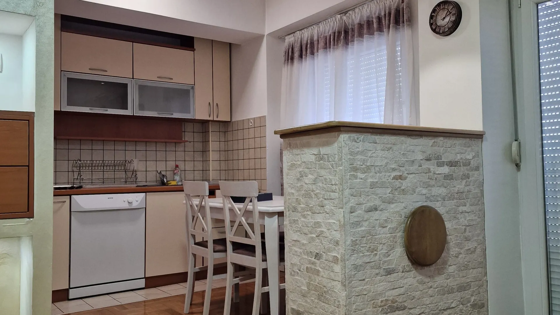 Izdavanje, dvosoban stan, 60m², Zabjelo, Podgorica