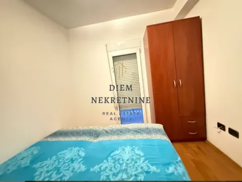 Izdavanje, trosoban stan, 80m², Krivi Most, Podgorica - image 6