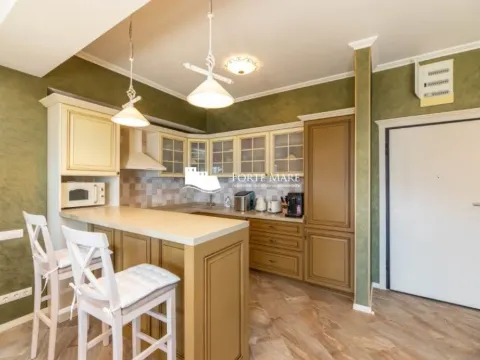 Prodaja, trosoban stan, 141m², Baošići, Herceg Novi - image 12