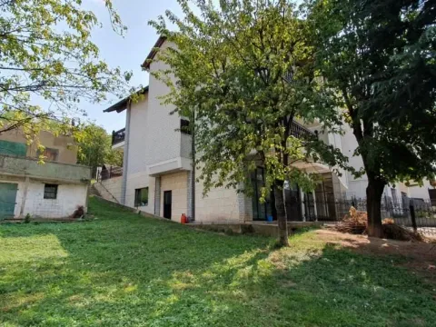 Sale, house, 600m², Sremska Kamenica, Petrovaradin - image 4