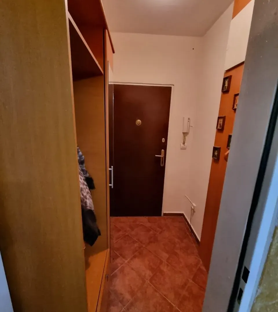 Izdavanje, dvosoban stan, 68m², Zabjelo, Podgorica