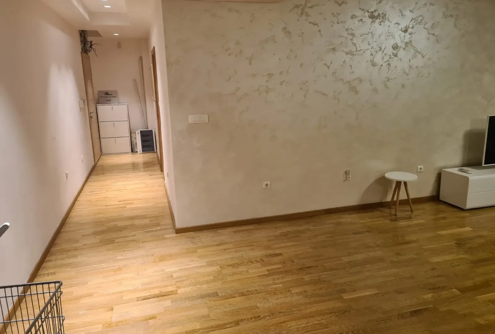 Izdavanje, stan, 90m², Budva, Crna Gora