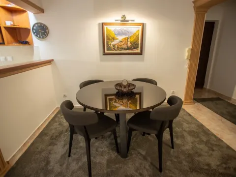 Sale, two bedroom apartment, 72m², Budva, Crna Gora - image 10