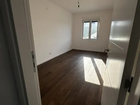 Sale, two bedroom apartment, 59m², Centar, Ub - image 3