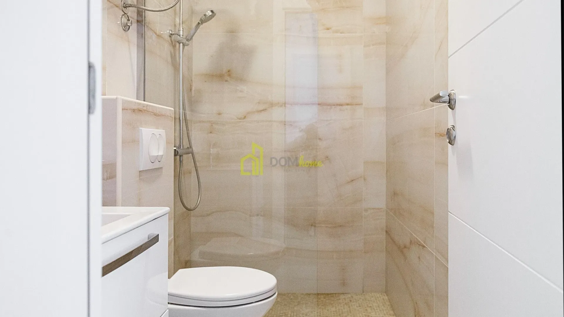 Sale, two bedroom apartment, 296m², Bar, Crna Gora