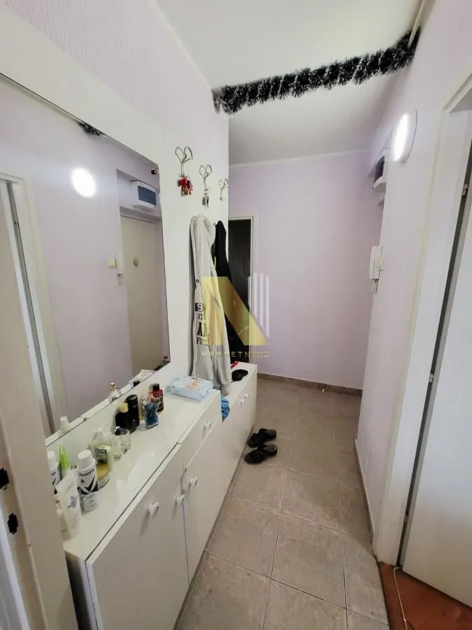 Prodaja, dvosoban stan, 70m², Bulevar Oslobodjenja, Novi Sad Sve Podlokacije