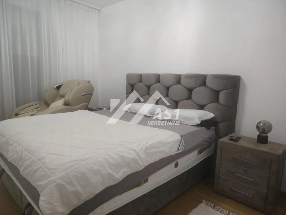 Prodaja, dvosoban stan, 73m², Novi Sad Sve Podlokacije, Novi Sad
