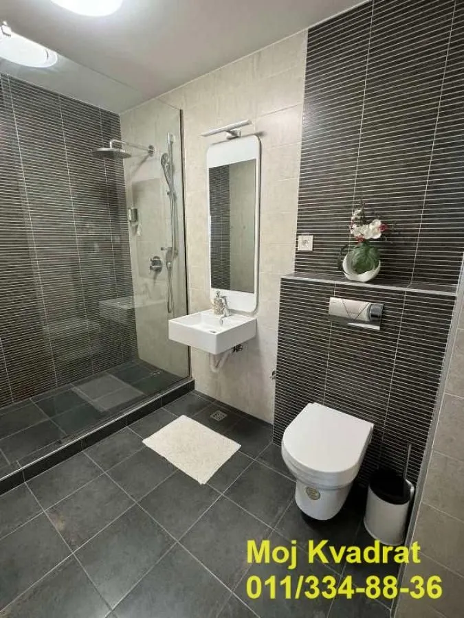 Sale, apartment, 270m², Skojevsko Naselje, Beograd
