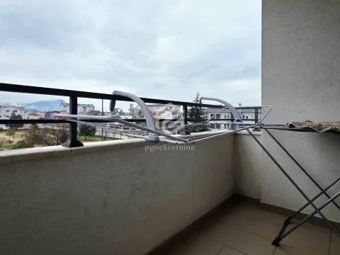 Izdavanje, dvosoban stan, 66m², Stari Aerodrom, Podgorica - image 14