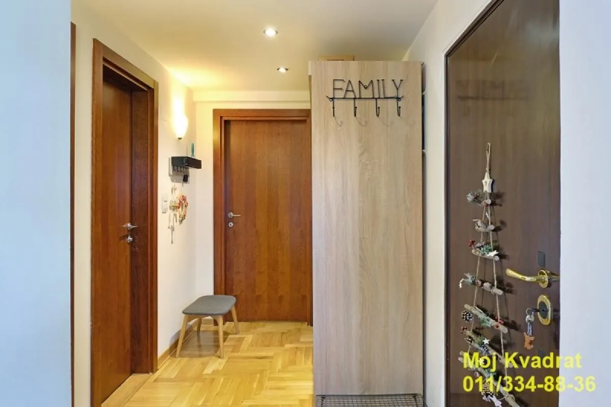 Prodaja, trosoban stan, 93m², Višnjička Banja, Palilula Sve Podlokacije