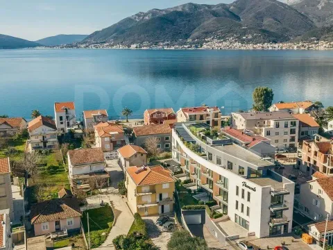 Izdavanje, jednosoban stan, 52m², Tivat, Crna Gora - image 6