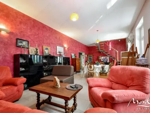 Sale, house, 220m², Tivat, Crna Gora - image 3