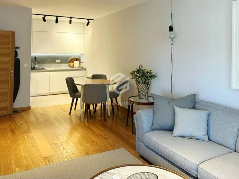 Izdavanje, jednosoban stan, 48m², City Kvart, Podgorica - image 2