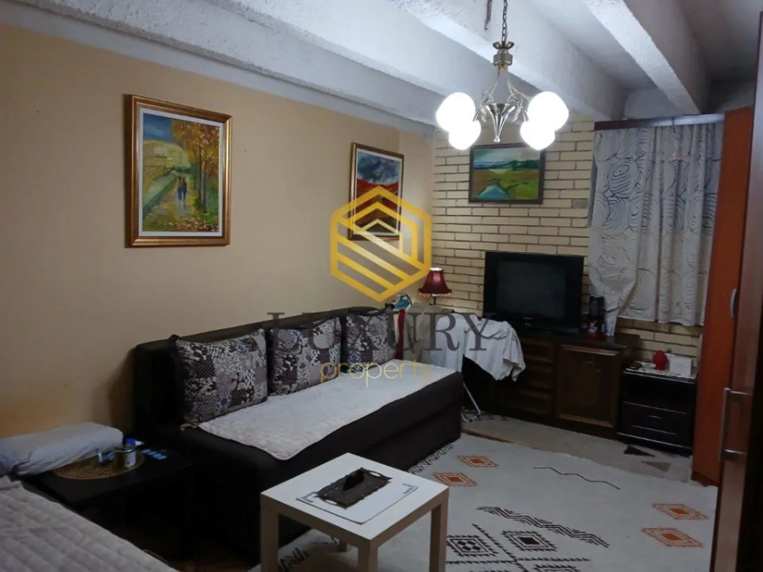 Prodaja, dvosoban stan, 53m², Centar, Podgorica
