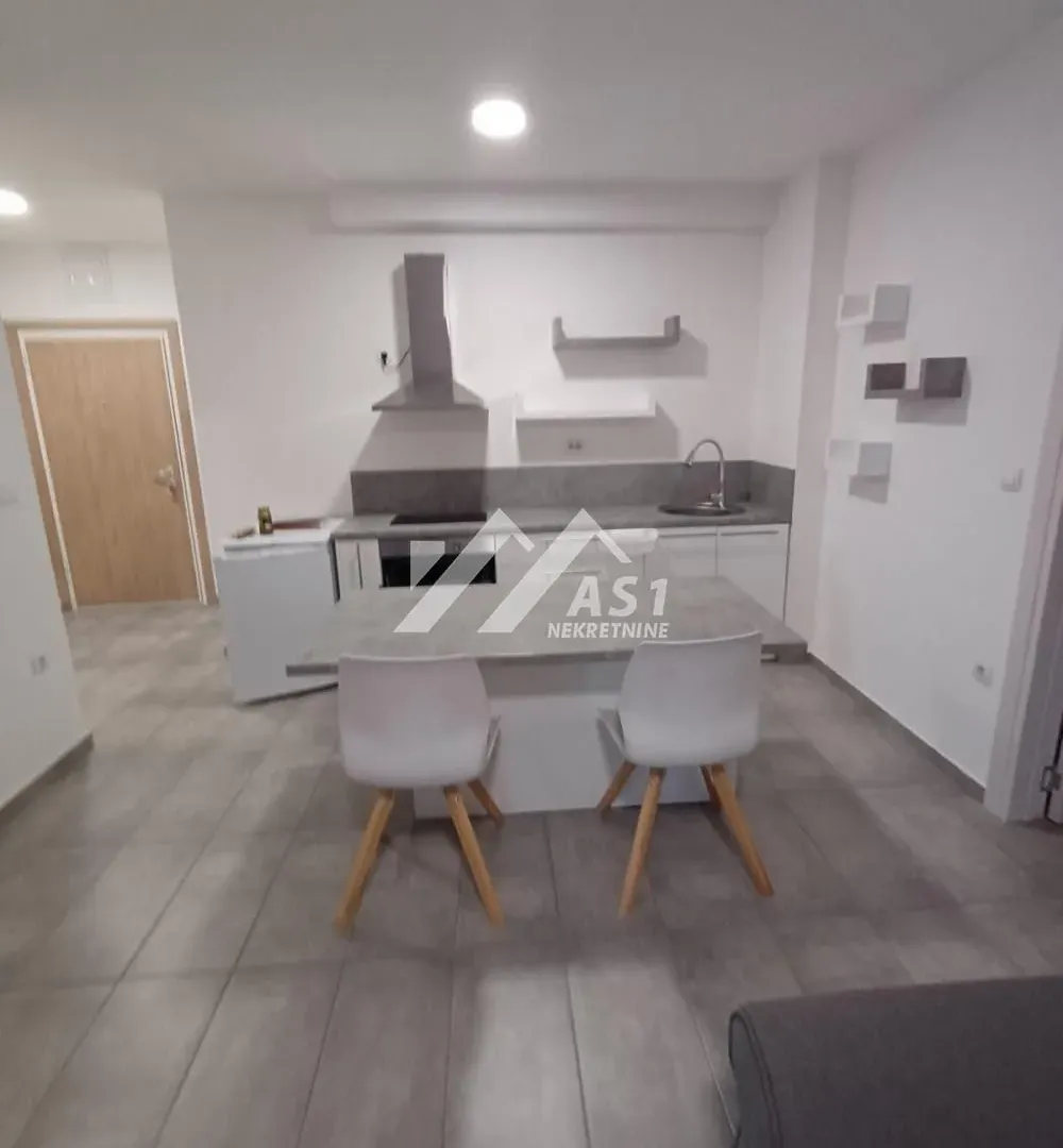 Prodaja, dvosoban stan, 44m², Podbara, Novi Sad Sve Podlokacije