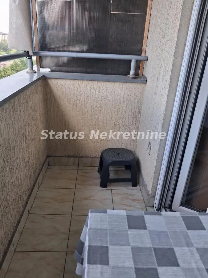 Izdavanje, garsonjera, 24m², Nova Detelinara, Novi Sad Sve Podlokacije