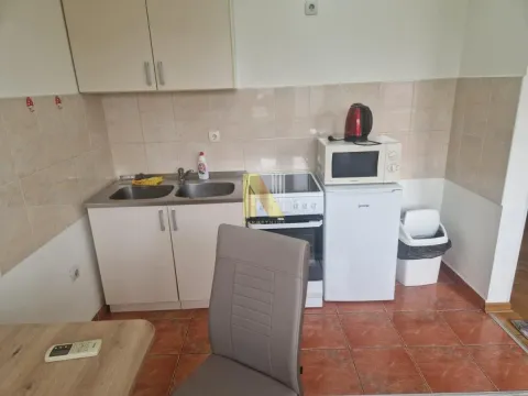Izdavanje, garsonjera, 26m², Telep, Novi Sad Sve Podlokacije - image 3