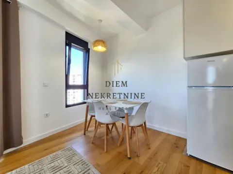 Rent, one bedroom apartment, 50m², Centar, Bar - image 2