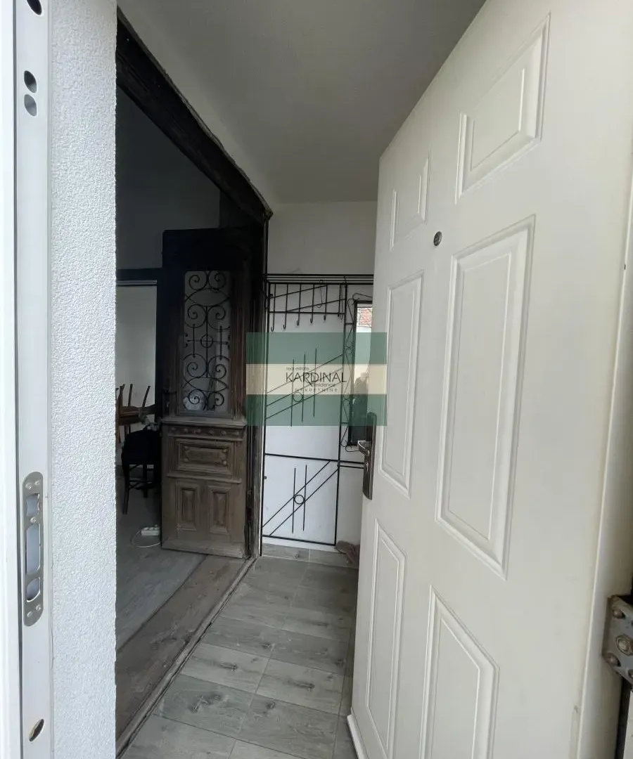 Prodaja, dvosoban stan, 57m², Mala vaga, Kragujevac