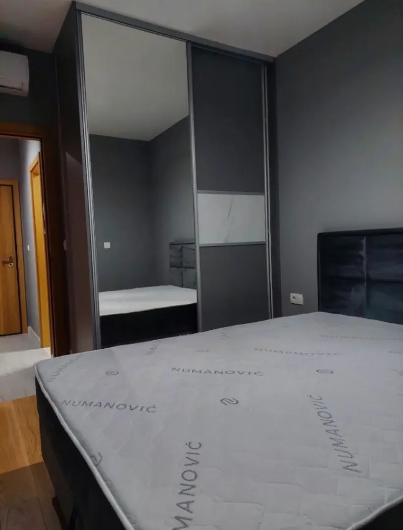 Izdavanje, jednosoban stan, 44m², New City, Podgorica