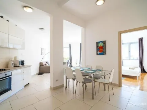 Prodaja, dvosoban stan, 84m², Morinj, Kotor - image 5