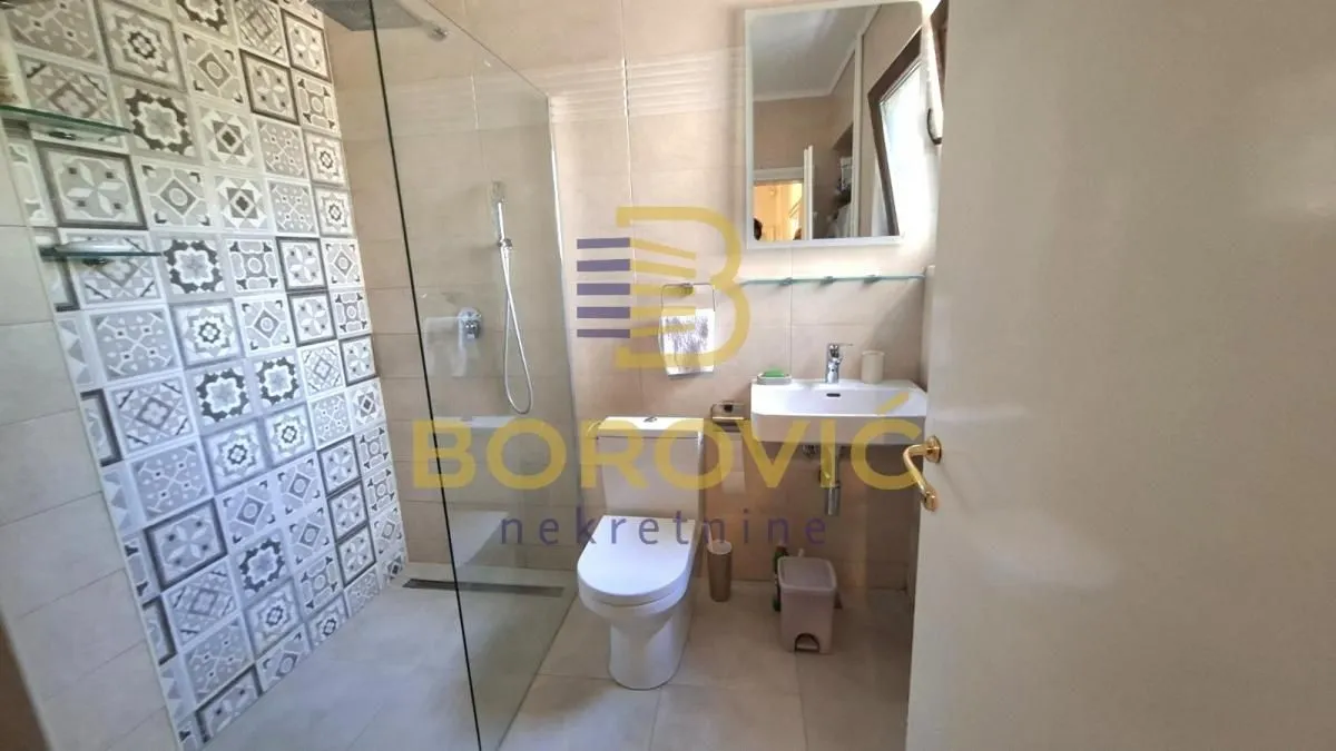 Rent, apartment, 220m², Savski Venac, Beograd