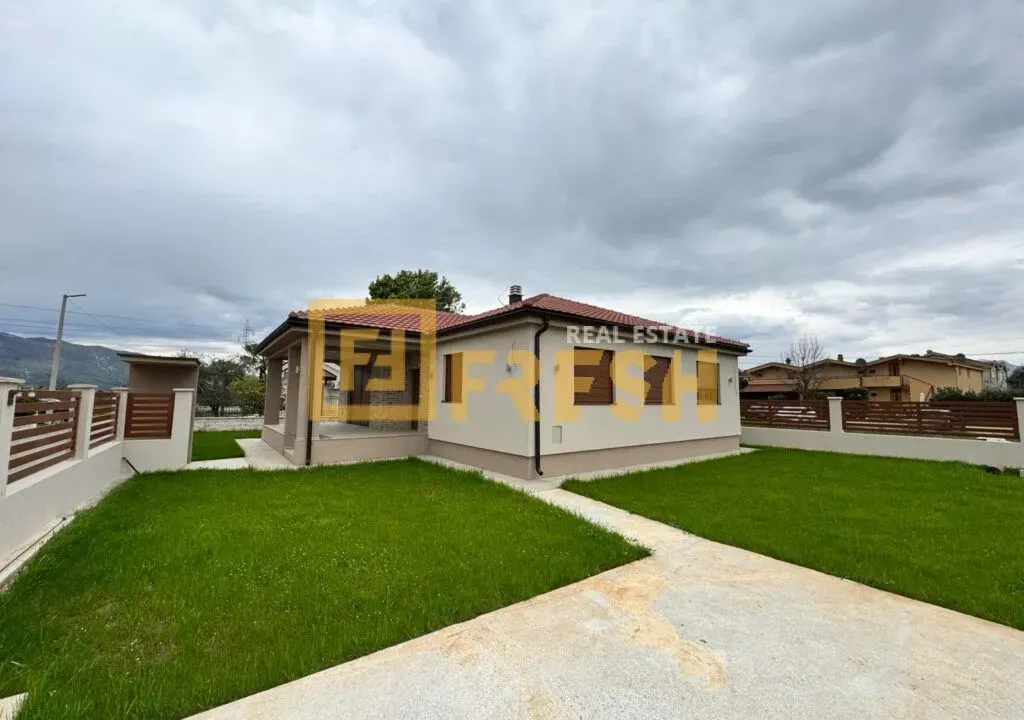 Izdavanje, kuća, 140m², Gornja Gorica, Podgorica