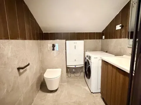Sale, studio apartment, 45m², Tološi, Podgorica - image 10