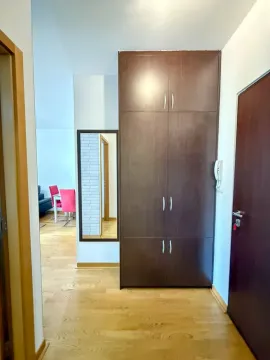 Rent, one bedroom apartment, 60m², City Kvart, Podgorica - image 7