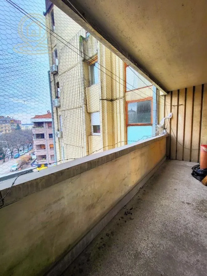 Prodaja, trosoban stan, 89m², Medijana, Niš