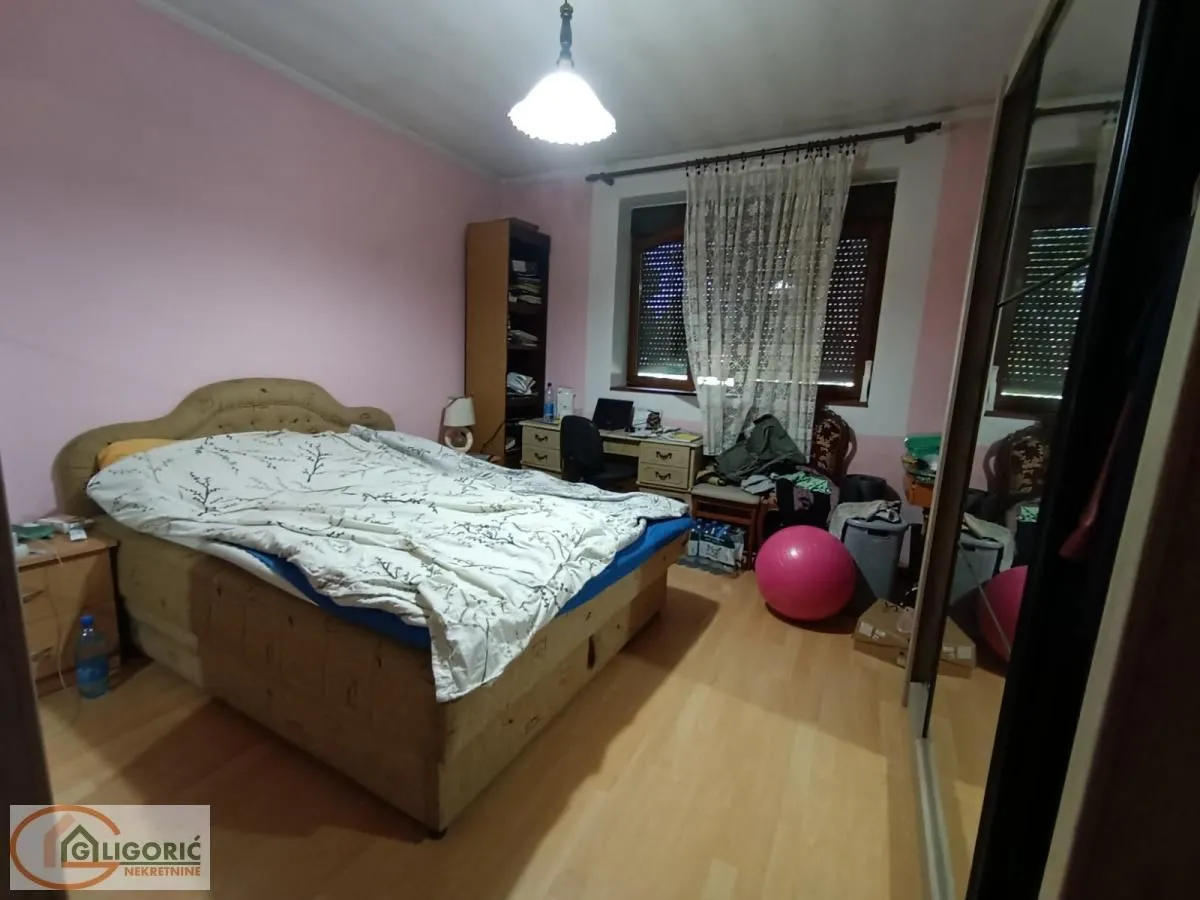 Prodaja, kuća, 160m², Strelište, Pančevo